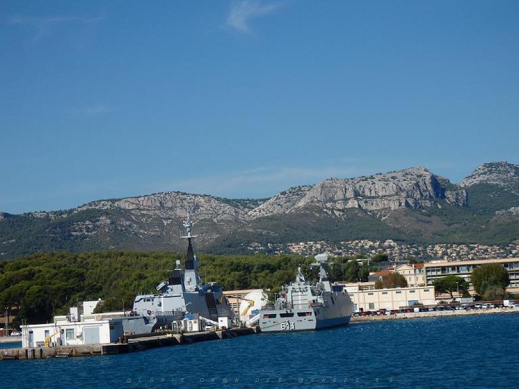 183 TOULON ET SA RADE (62).jpg